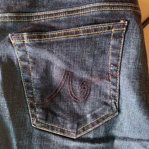 AG Cigarette Leg “The Stilt”